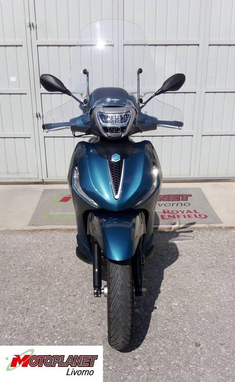 Piaggio Beverly 400 ABS-ASR (2021 - 24) (2)