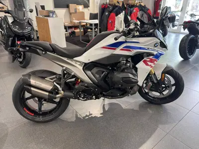Bmw R 1300 RS (2026) nuova