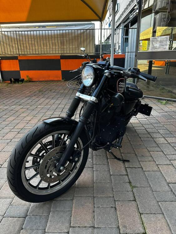 Harley-Davidson 883 R (2008 - 16) - XL 883R (5)