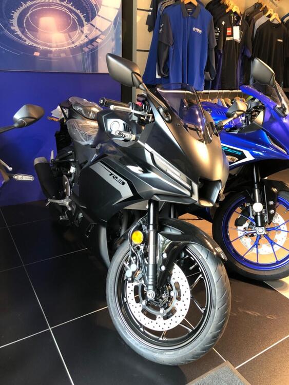 Yamaha YZF R3 (2025)