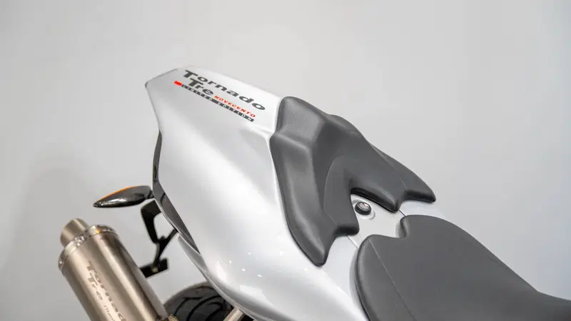 Benelli Tornado 900 Limited Edition (2000 - 05) (15)