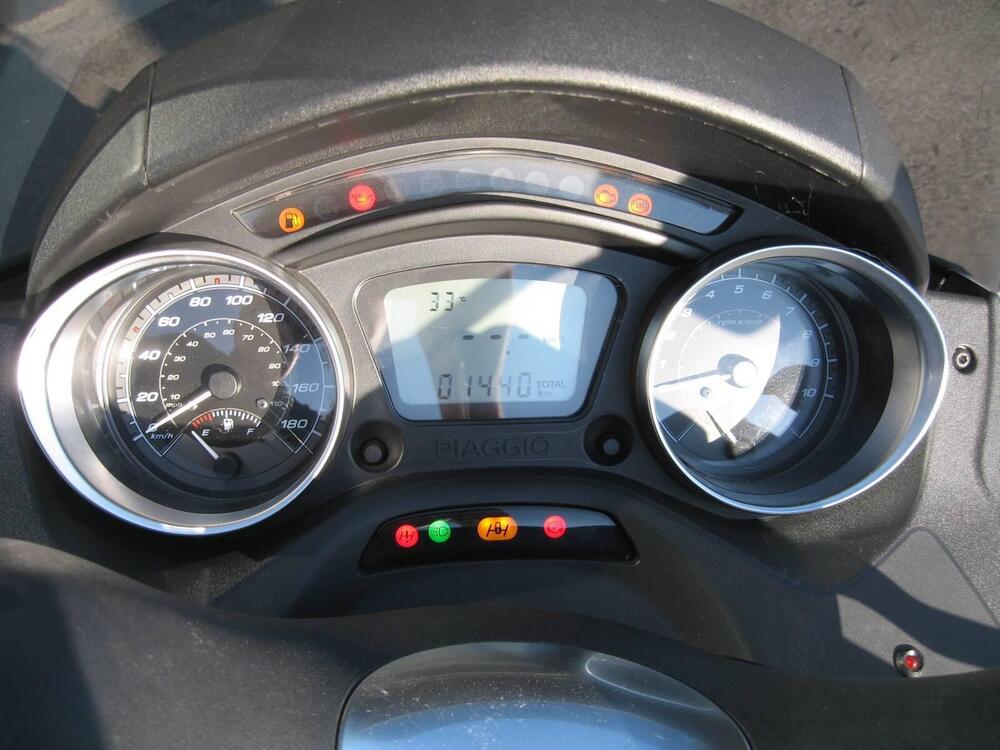 Piaggio MP3 300 ABS Hpe (2021 - 24) (5)