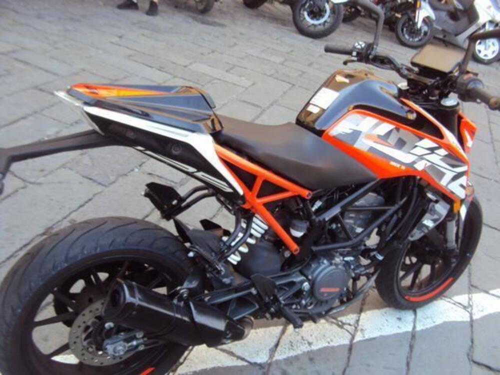 KTM 125 Duke ABS (2017 - 20) (2)