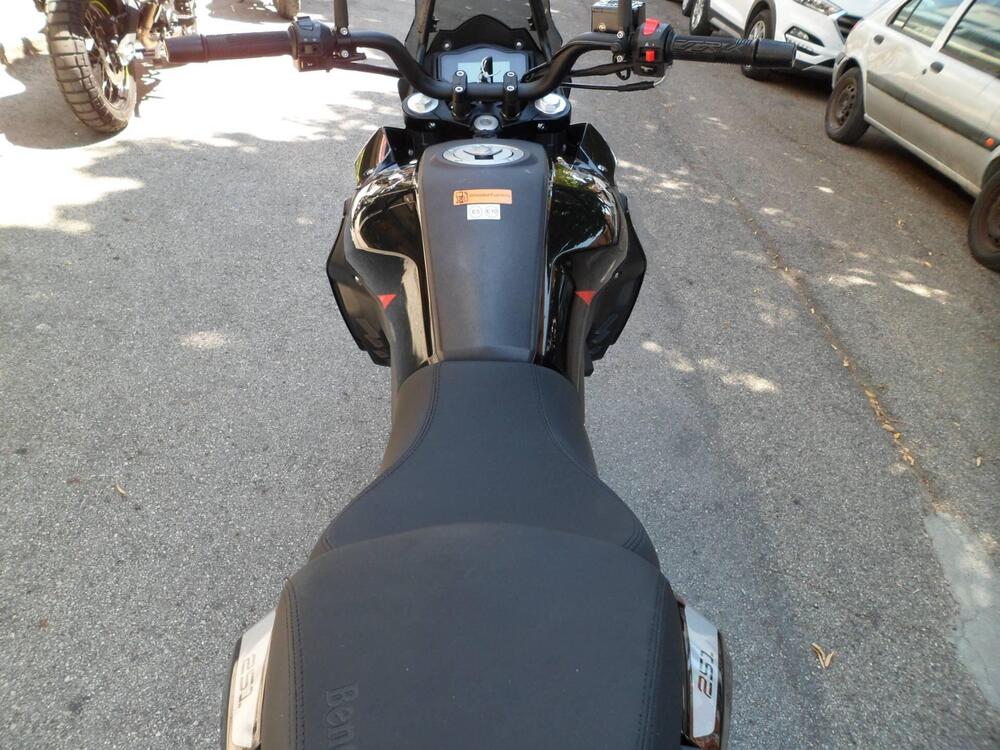 Benelli TRK 251 (2022 - 25) (4)