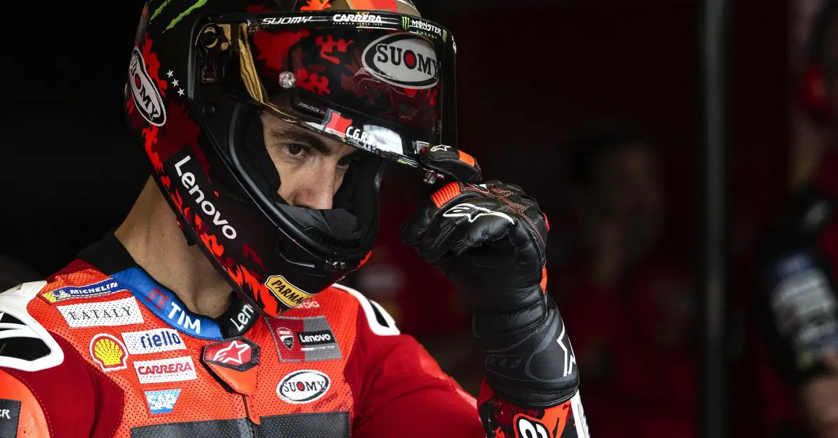 MotoGP 2025. GP della Repubblica Ceca a Brno. Bagnaia 13&deg;, Davide Tardozzi: "Errore del team, il pilota voleva la media". E Pecco: "Abbiamo sbagliato completamente strategia"