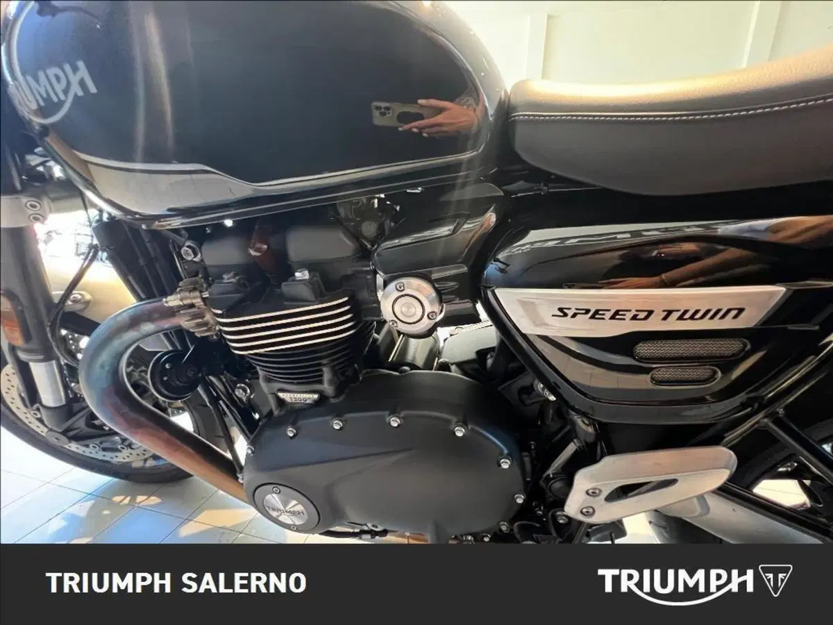 Triumph Speed Twin 1200 (2021 - 24) (5)