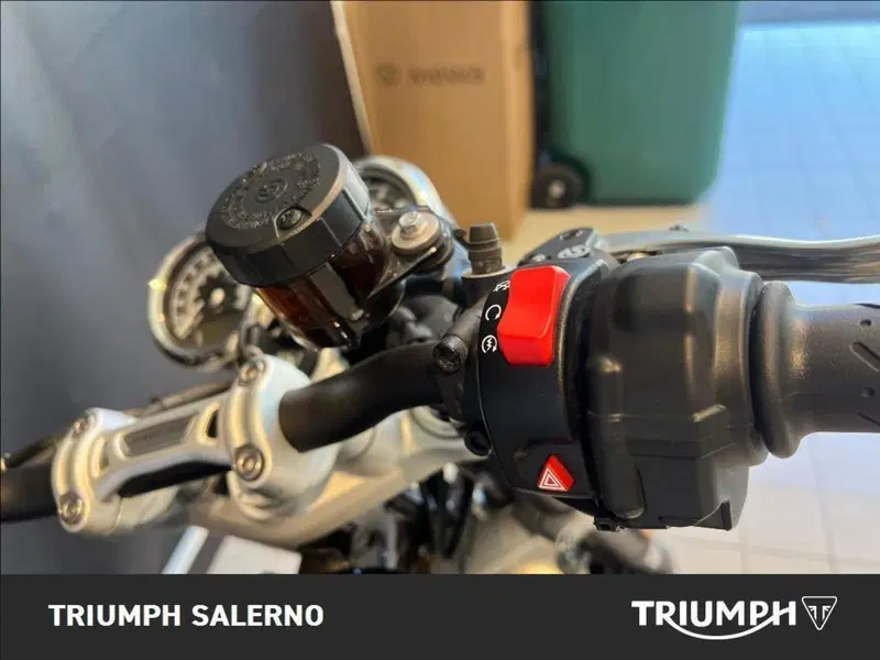 Triumph Speed Twin 1200 (2021 - 24) (9)