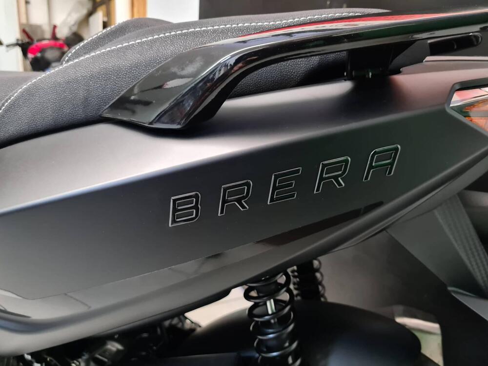 Kl Brera 300 (2022 - 25) (5)