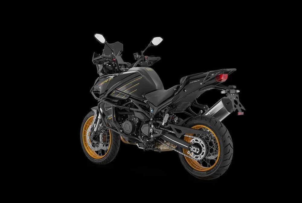 QJ Motor SRT 900 SX (2025) (4)