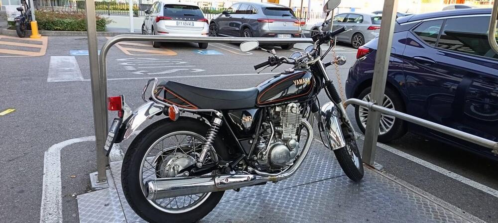 Yamaha SR 400 (2013 - 17)