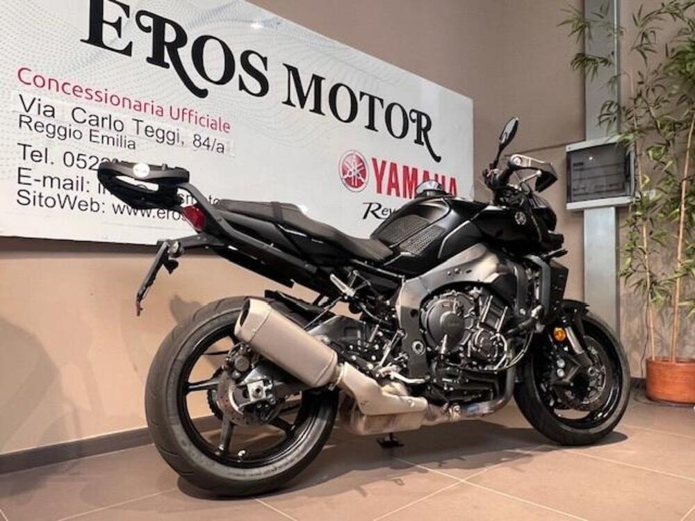 Yamaha MT-10 (2022 - 25) (4)