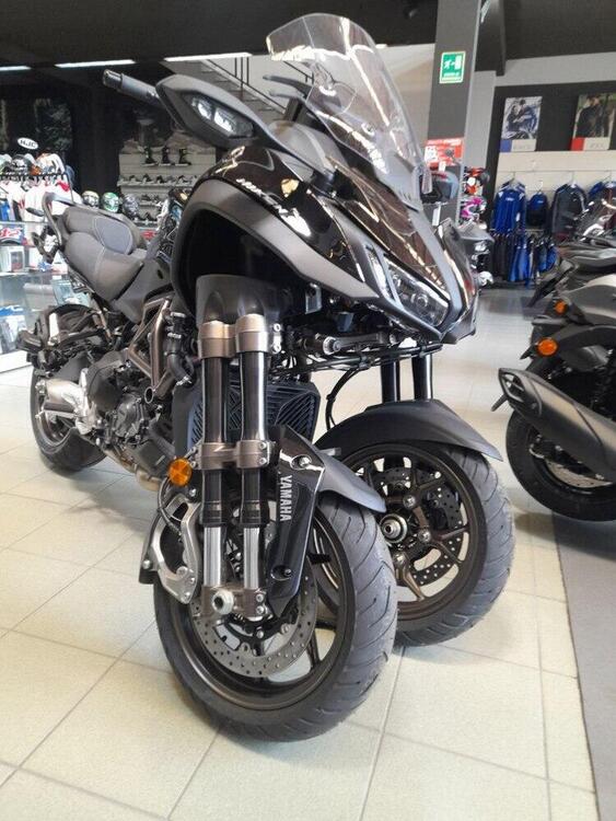 Yamaha Niken 890 GT (2023 - 25) (4)