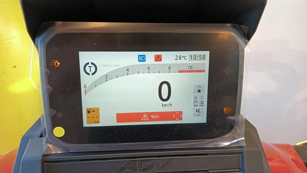 Honda ADV 350 (2025) (5)