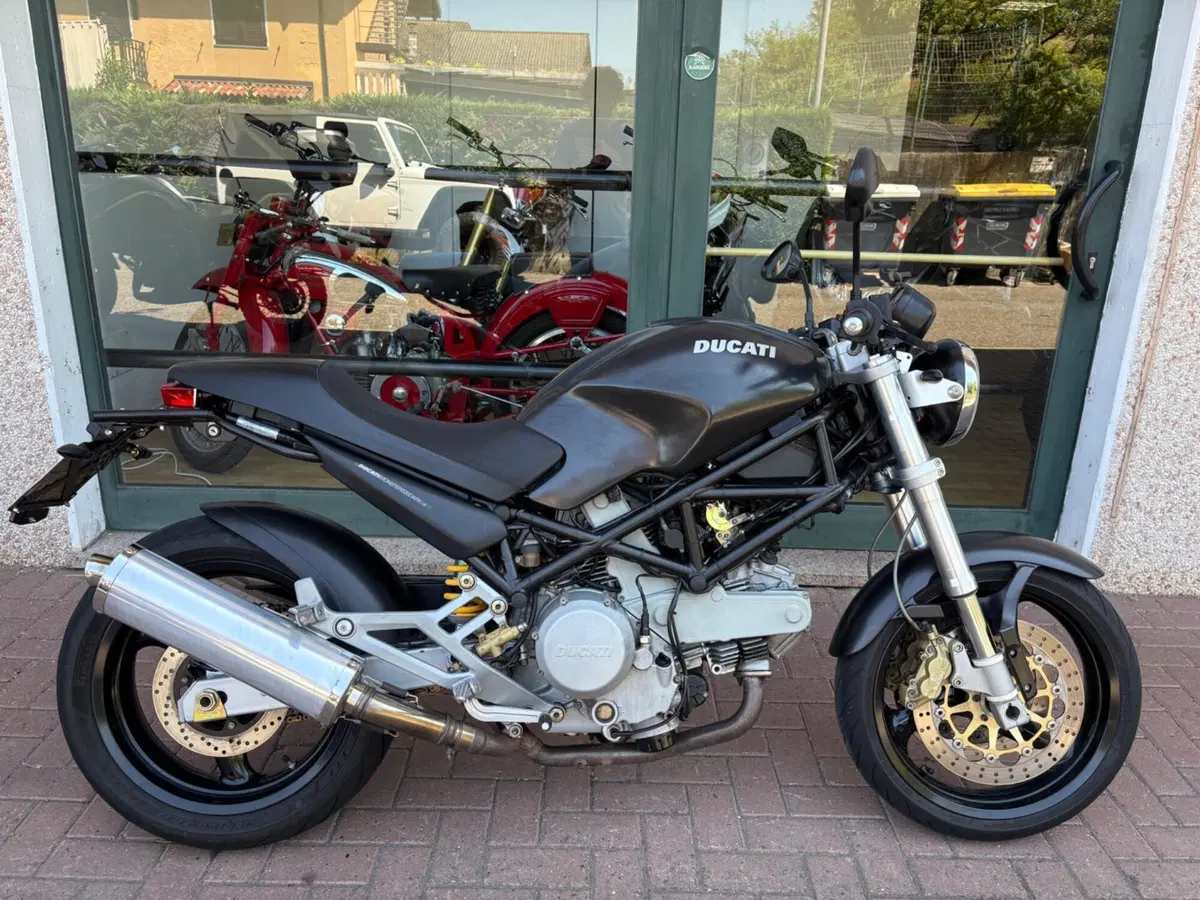 Ducati Monster 620 I.E. Dark (2002)