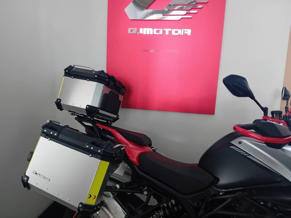 QJ Motor SRT 900 SX (2025) (2)