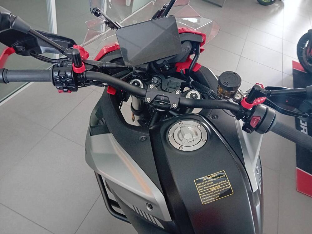 QJ Motor SRT 900 SX (2025) (5)