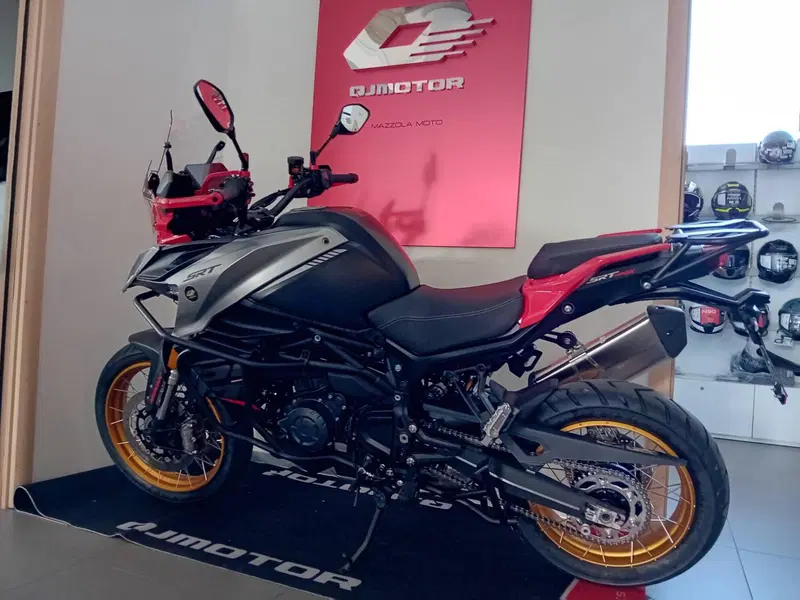 QJ Motor SRT 900 SX (2025 - 26) (4)