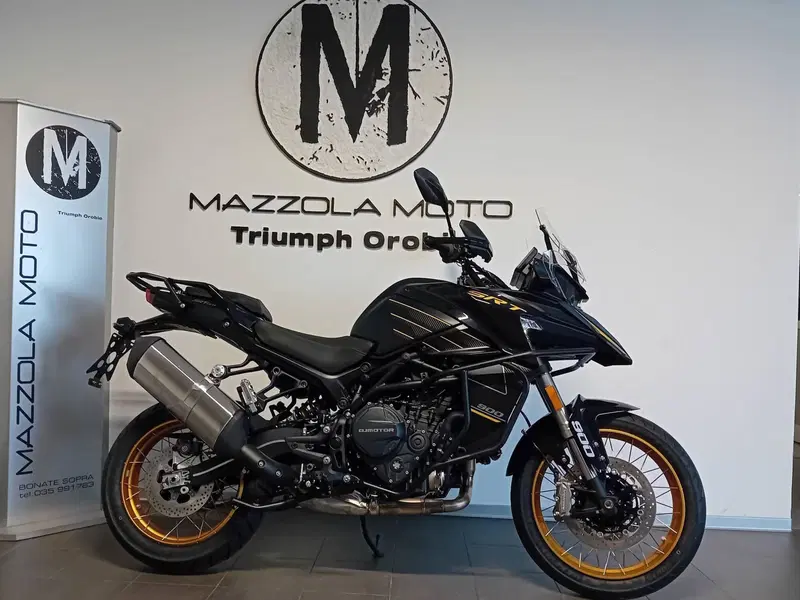 QJ Motor SRT 900 SX (2025 - 26) (8)