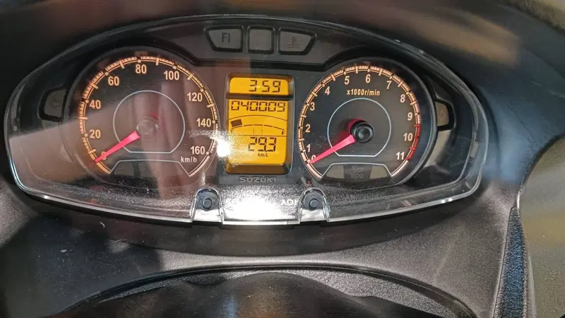 Suzuki Burgman UH 200 (2014 - 15) (5)