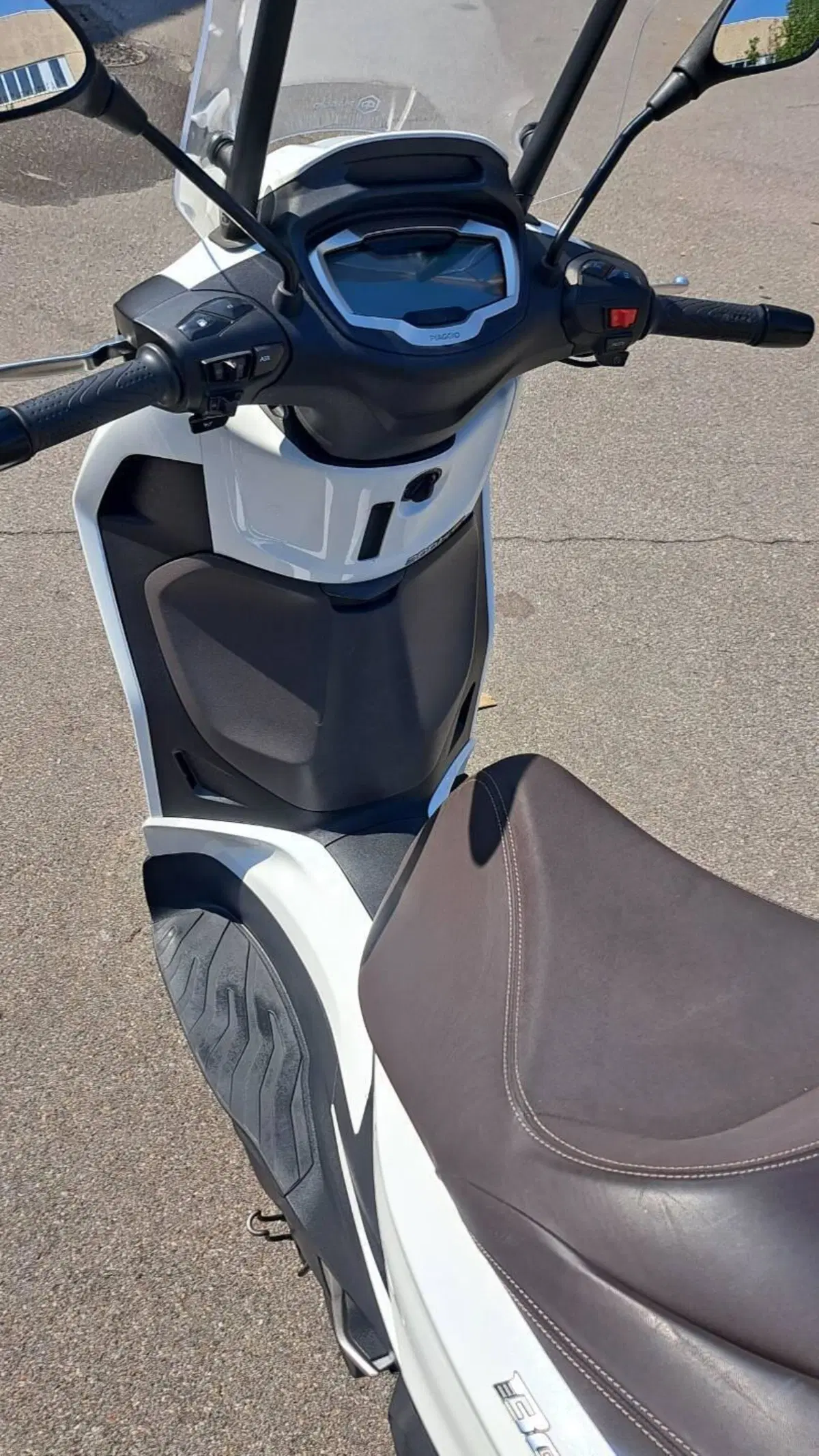 Piaggio Beverly 300 ABS-ASR (2021 - 25) (6)