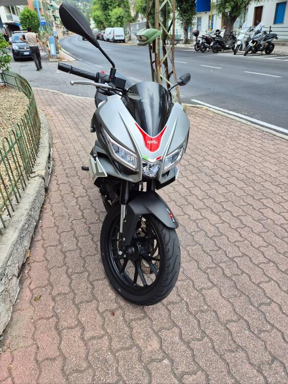 Aprilia Tuono 125 (2021 - 24) (2)