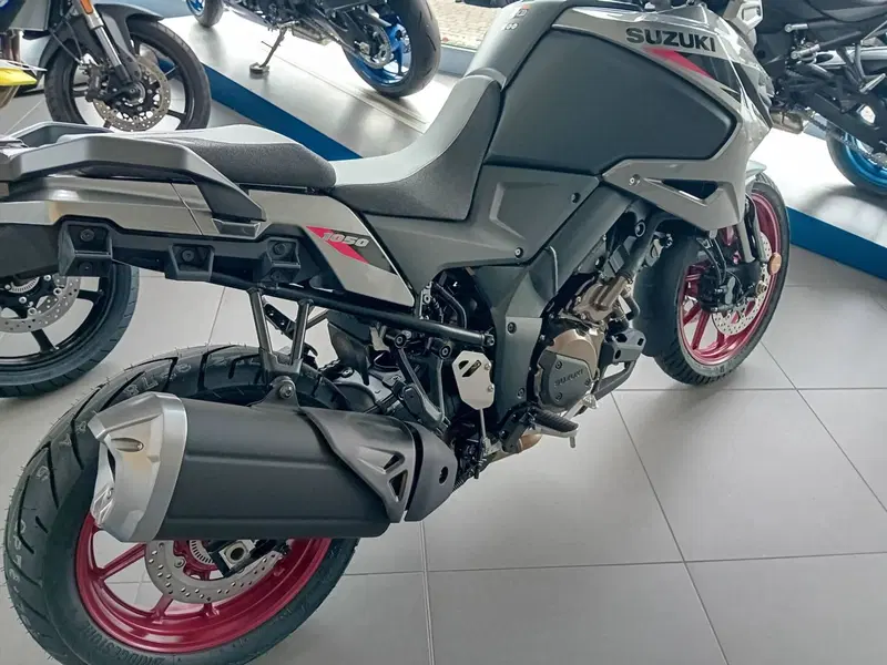 Suzuki V-Strom 1050SE (2025 - 26) (4)