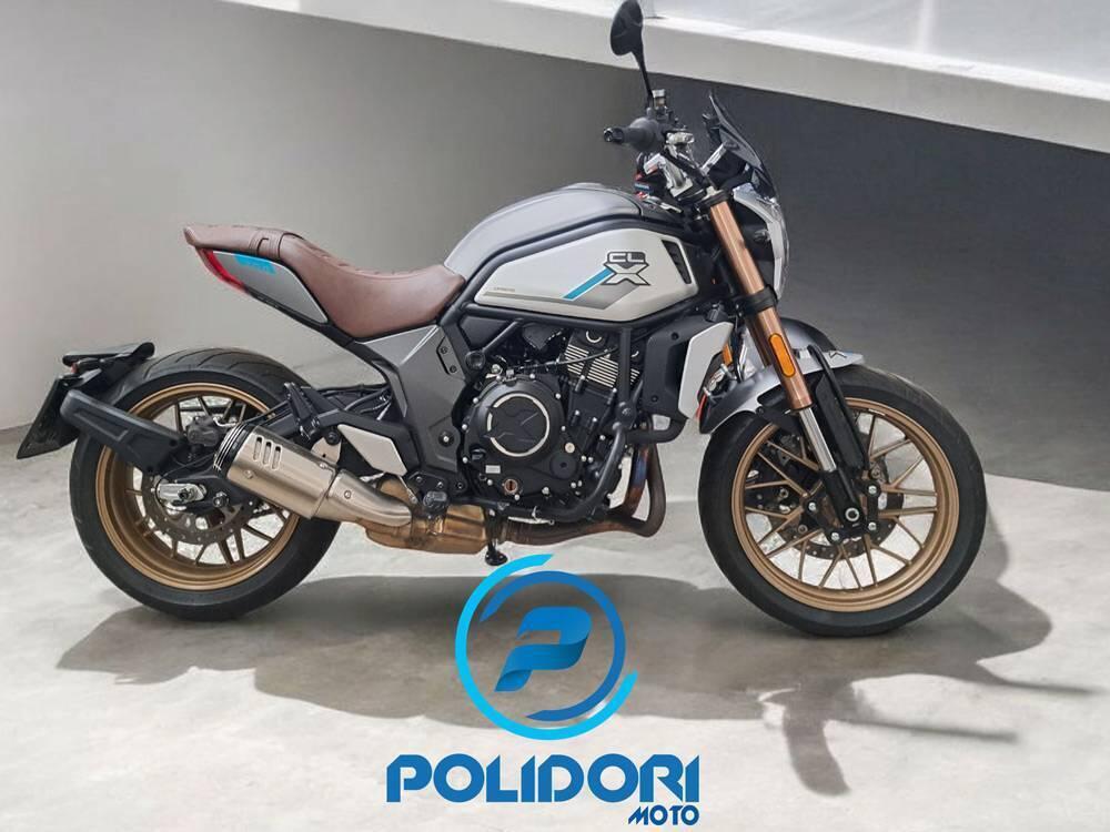 CFMOTO 700CL-X Heritage (2021 - 25)
