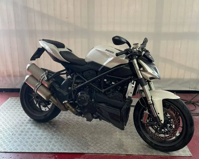 Ducati Streetfighter (2009 - 12)