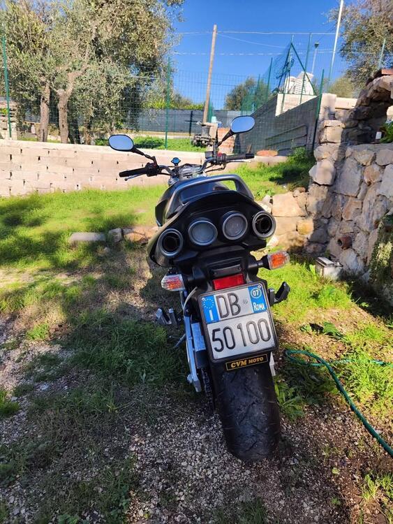 Suzuki GSR 600 (2006 - 11) (5)