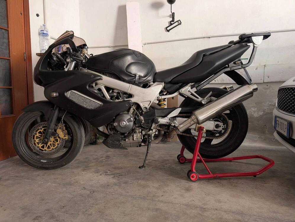 Honda VTR 1000 F Firestorm (1997 - 00)