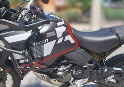 Ducati DesertX (2022 - 25) usata
