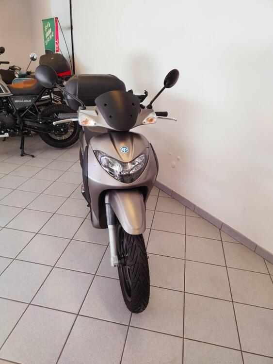 Piaggio Liberty S 200 (2006) (5)