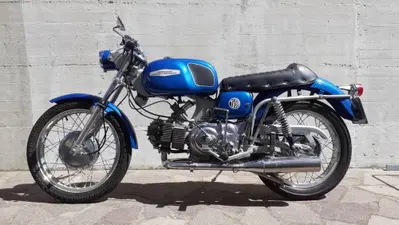 Aermacchi Harley-Davidson 350N d'epoca
