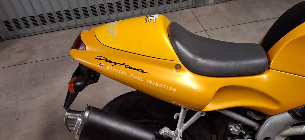 Triumph Daytona 955 I (1999 - 01) (4)