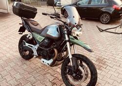 Moto Guzzi V85 TT Centenario (2021 - 22) usata