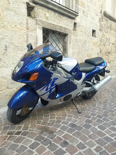 Suzuki GSX 1300 R Hayabusa (1999 - 06) usata