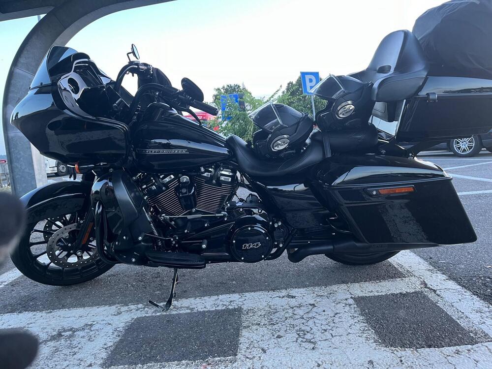 Harley-Davidson 114 Road Glide Special (2019 - 20) - FLTRXS (2)