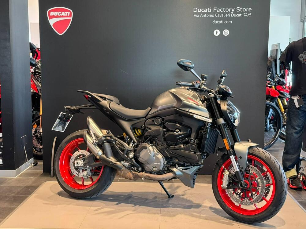 Ducati Monster 937 + (2021 - 25)