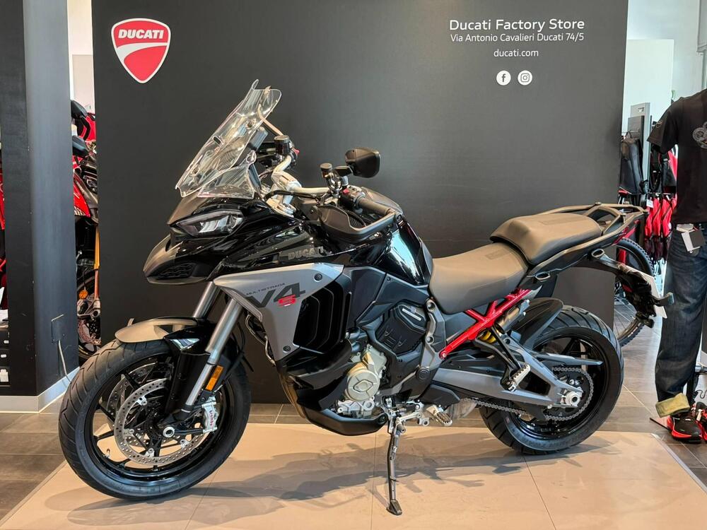 Ducati Multistrada V4 S (2025) (4)