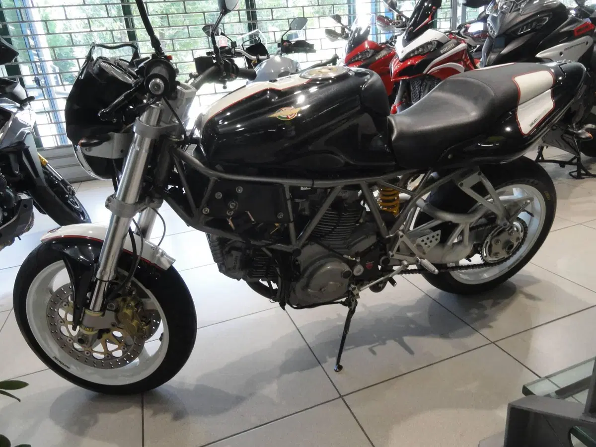 Ducati SuperSport 750 HF I.E.(1999 - 02) (6)