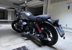 Moto Guzzi V7 III Stone S (2020) usata
