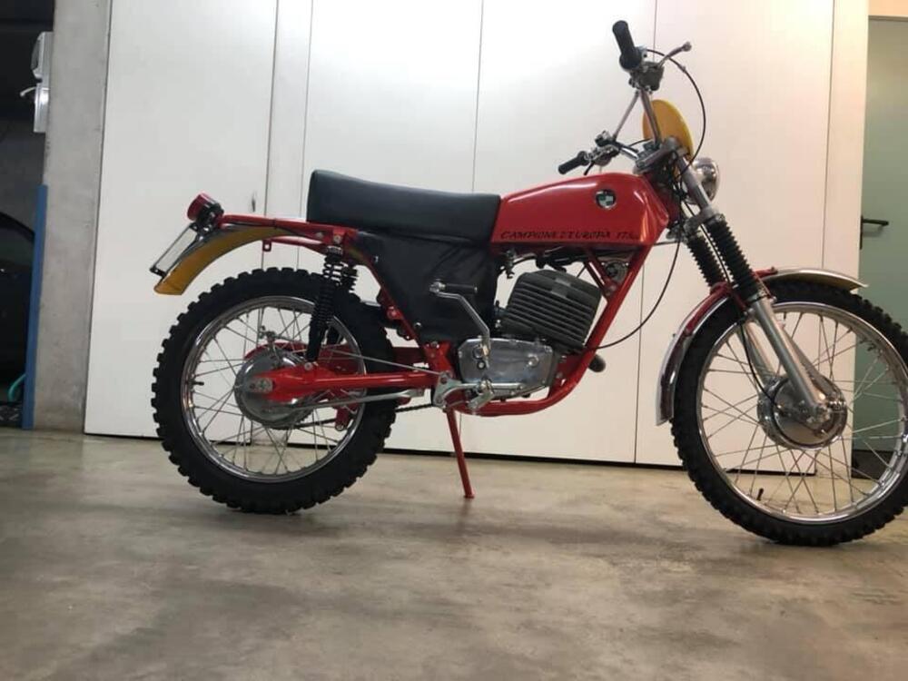 Puch MC 175