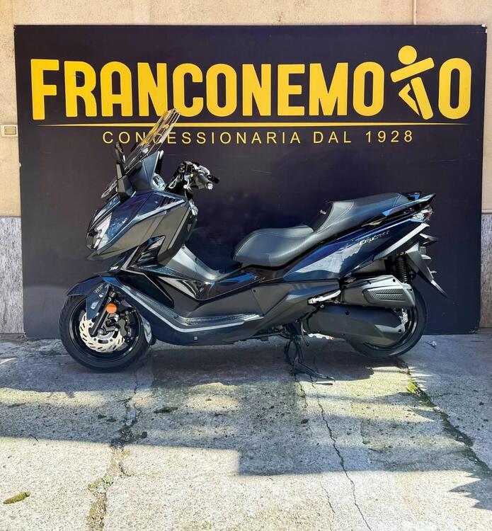 Sym Cruisym 300 E5+ (2025) (4)