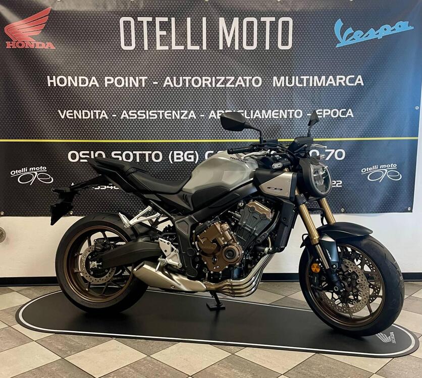 Honda CB 650 R E-Clutch (2024 - 25)