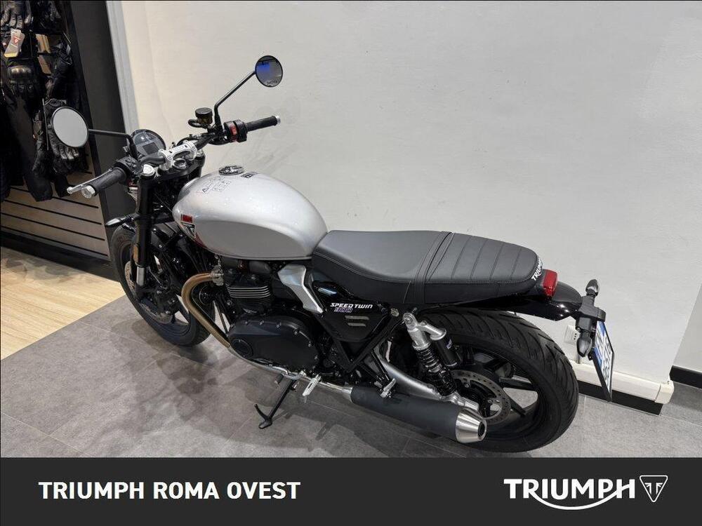 Triumph Speed Twin 900 (2025) (3)