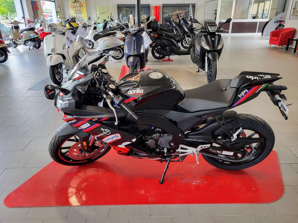 Aprilia RS 125 GP Replica (2025) (4)