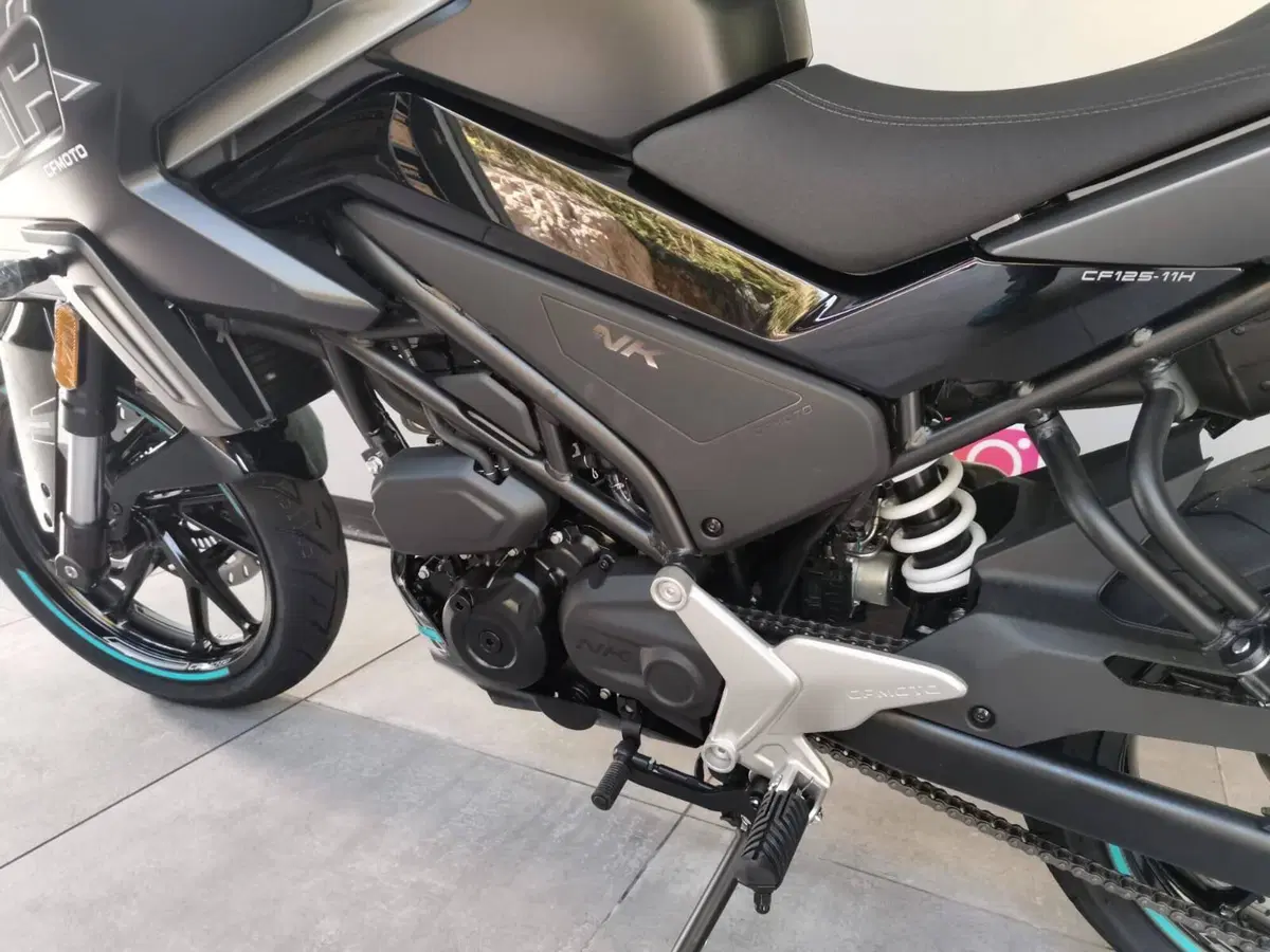 CFMOTO 125NK (2025 - 26) (7)