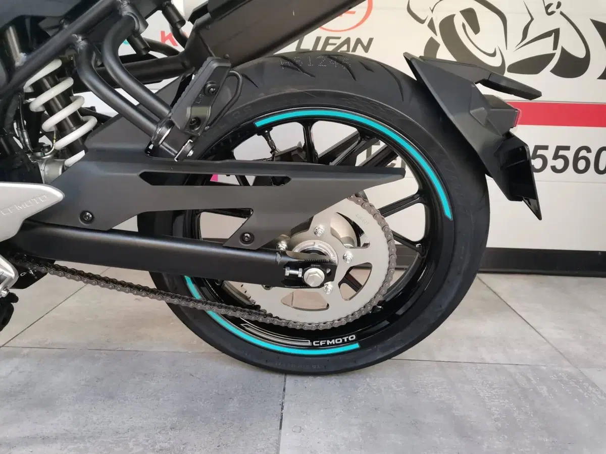 CFMOTO 125NK (2025 - 26) (8)