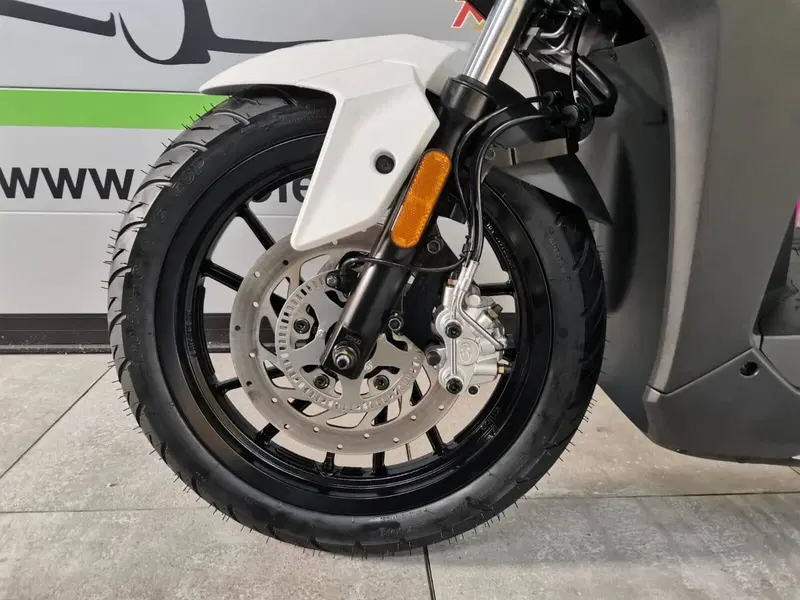 Kymco Agility 125 S (2022 - 26) (4)