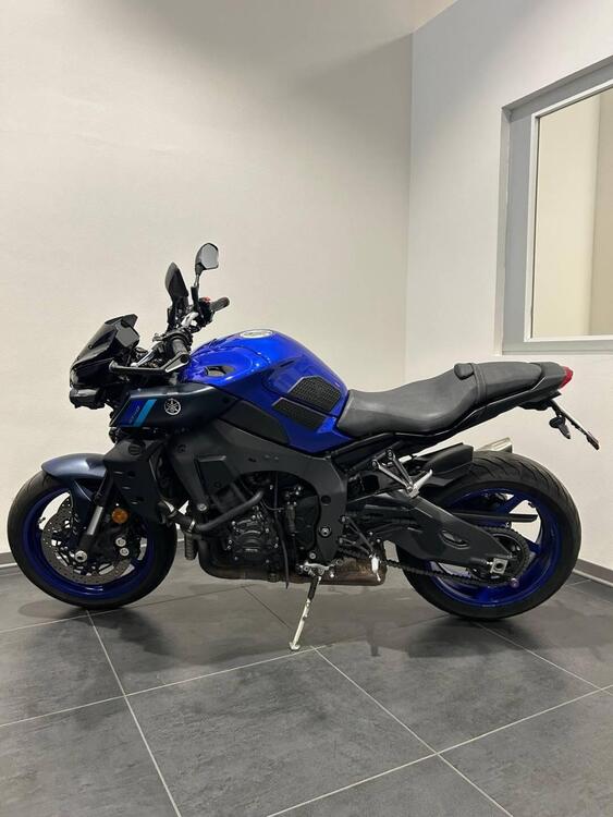 Yamaha MT-10 (2022 - 25) (2)